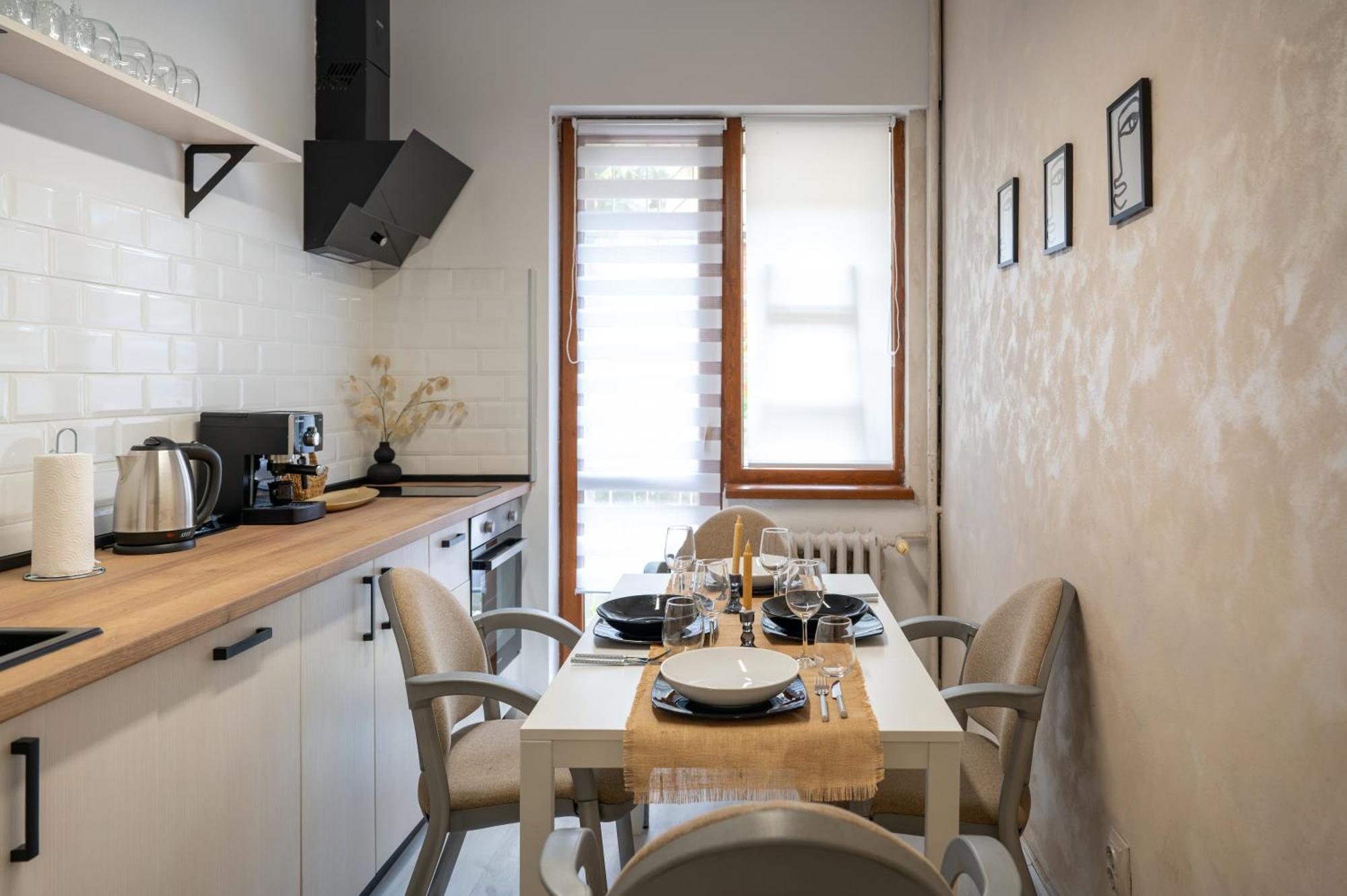 Beautiful Two-Bedroom Apartment In City Center Софія Екстер'єр фото